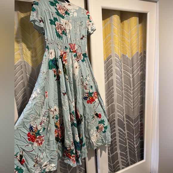 Summer green floral dress - Picture 2 of 4